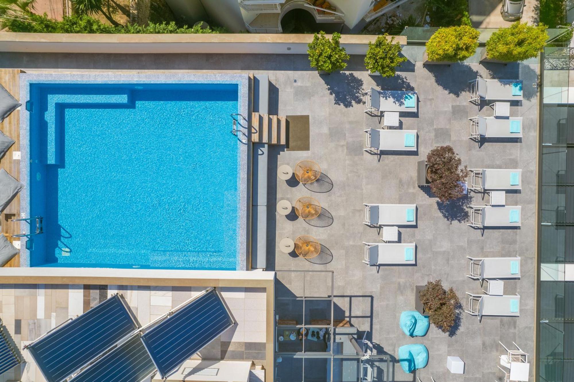 Glow Boutique Hotel & Suites Sarande Exterior photo
