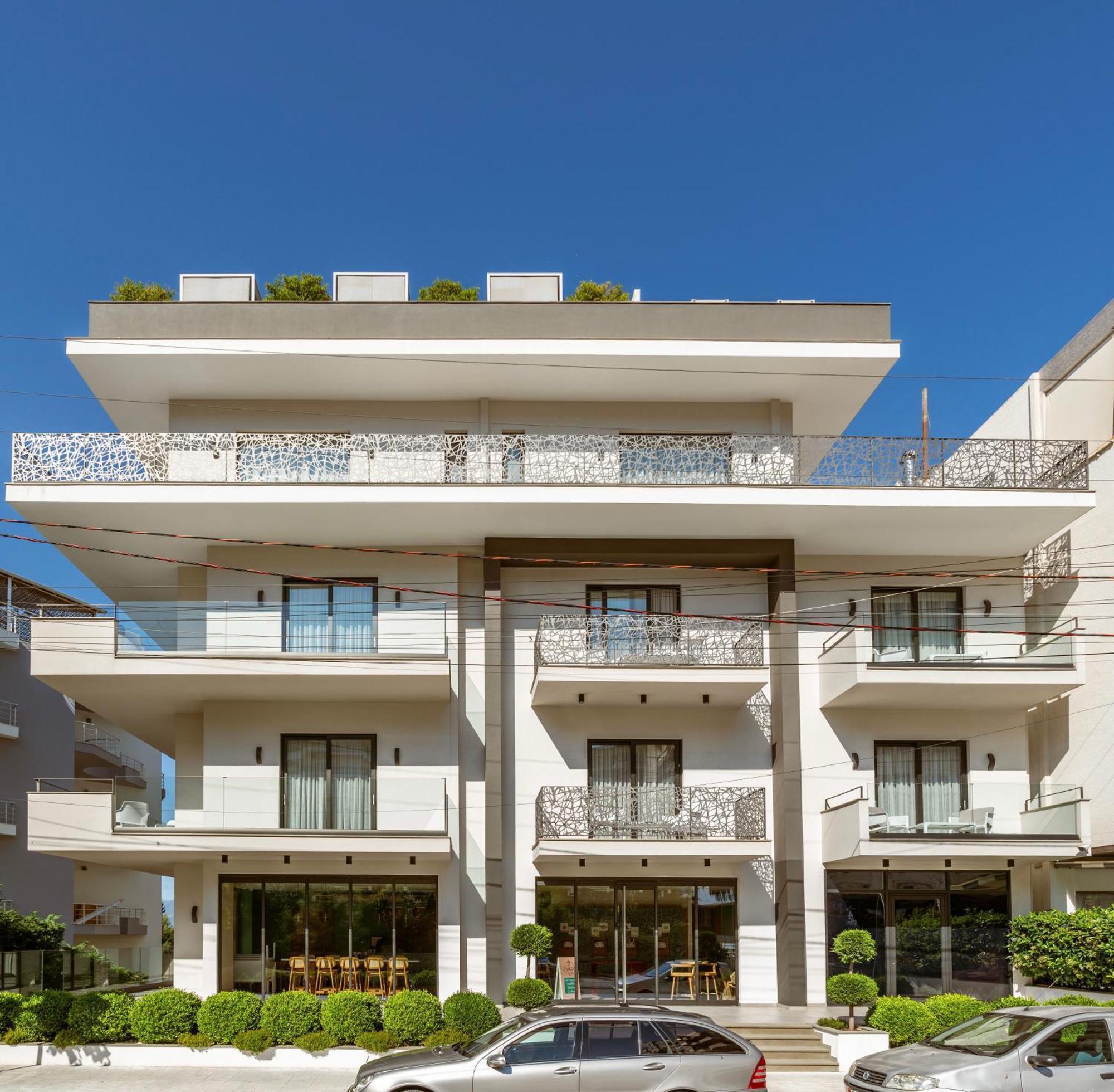 Glow Boutique Hotel & Suites Sarande Exterior photo
