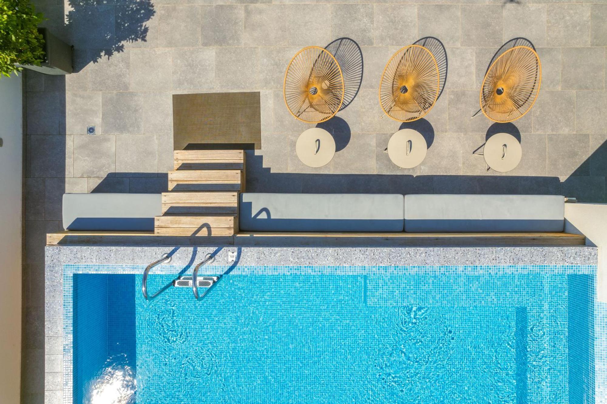 Glow Boutique Hotel & Suites Sarande Exterior photo