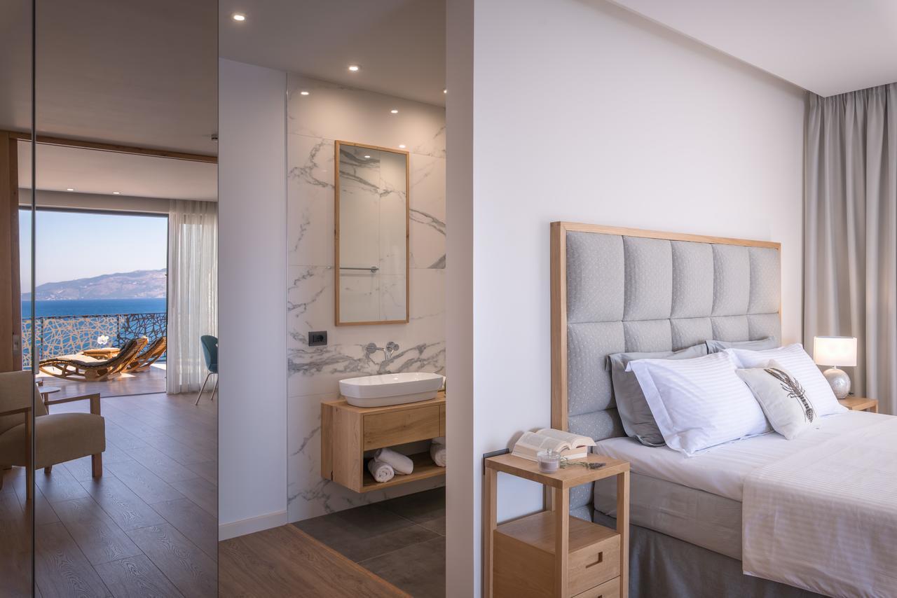 Glow Boutique Hotel & Suites Sarande Exterior photo