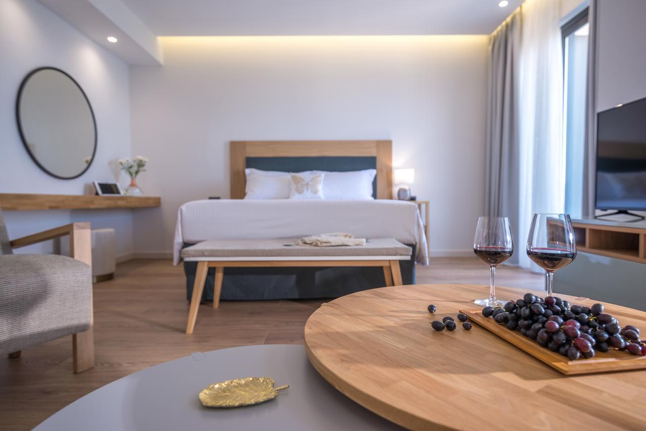 Glow Boutique Hotel & Suites Sarande Exterior photo