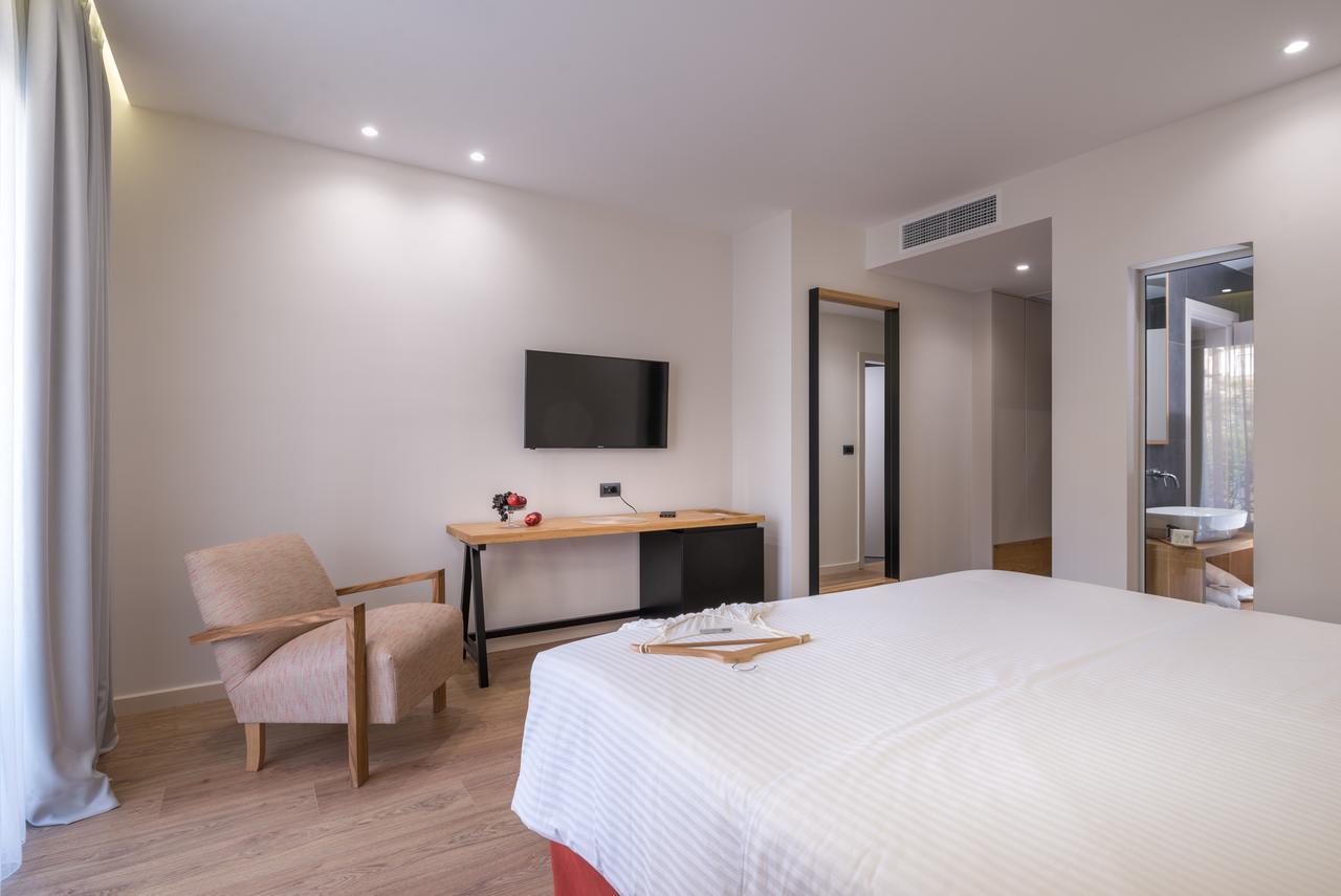 Glow Boutique Hotel & Suites Sarande Room photo